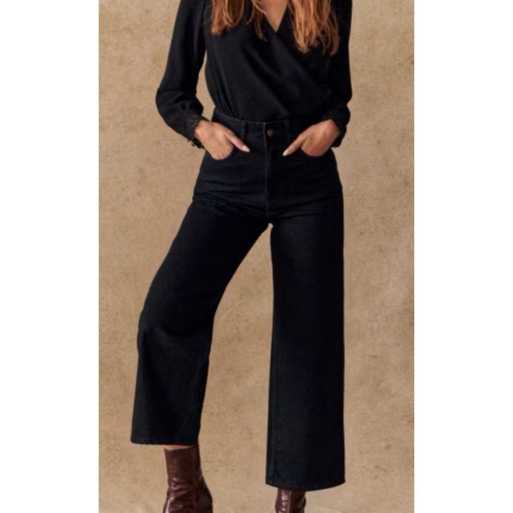 Sezane Le Crop in Black 36